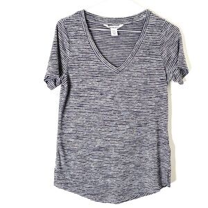 Athleta Black White Stripe V Neck Tee Woven Stretch Curved Hem Split Sides